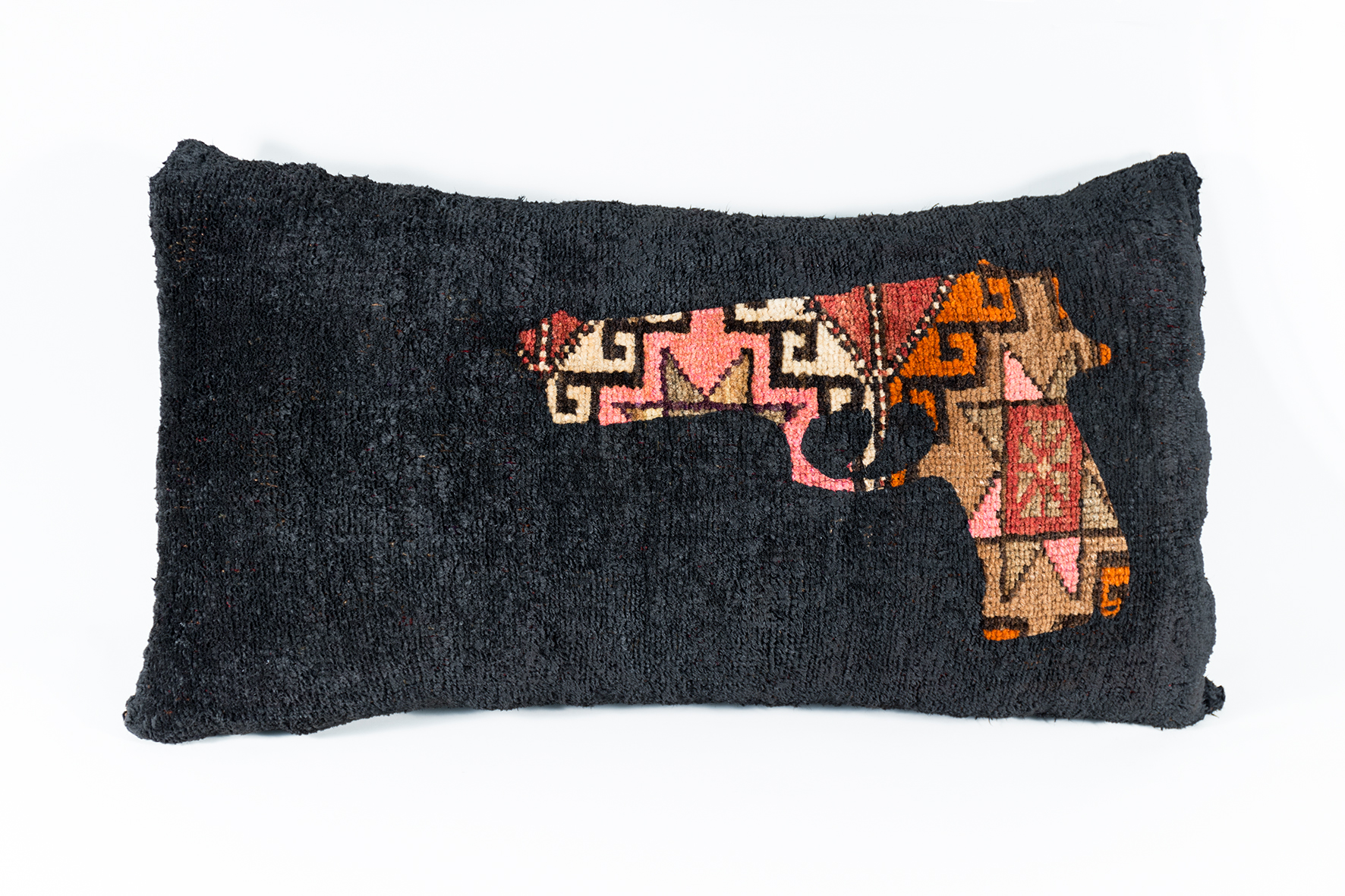 under-my-pillow_rose-stach_2016_vorderansicht