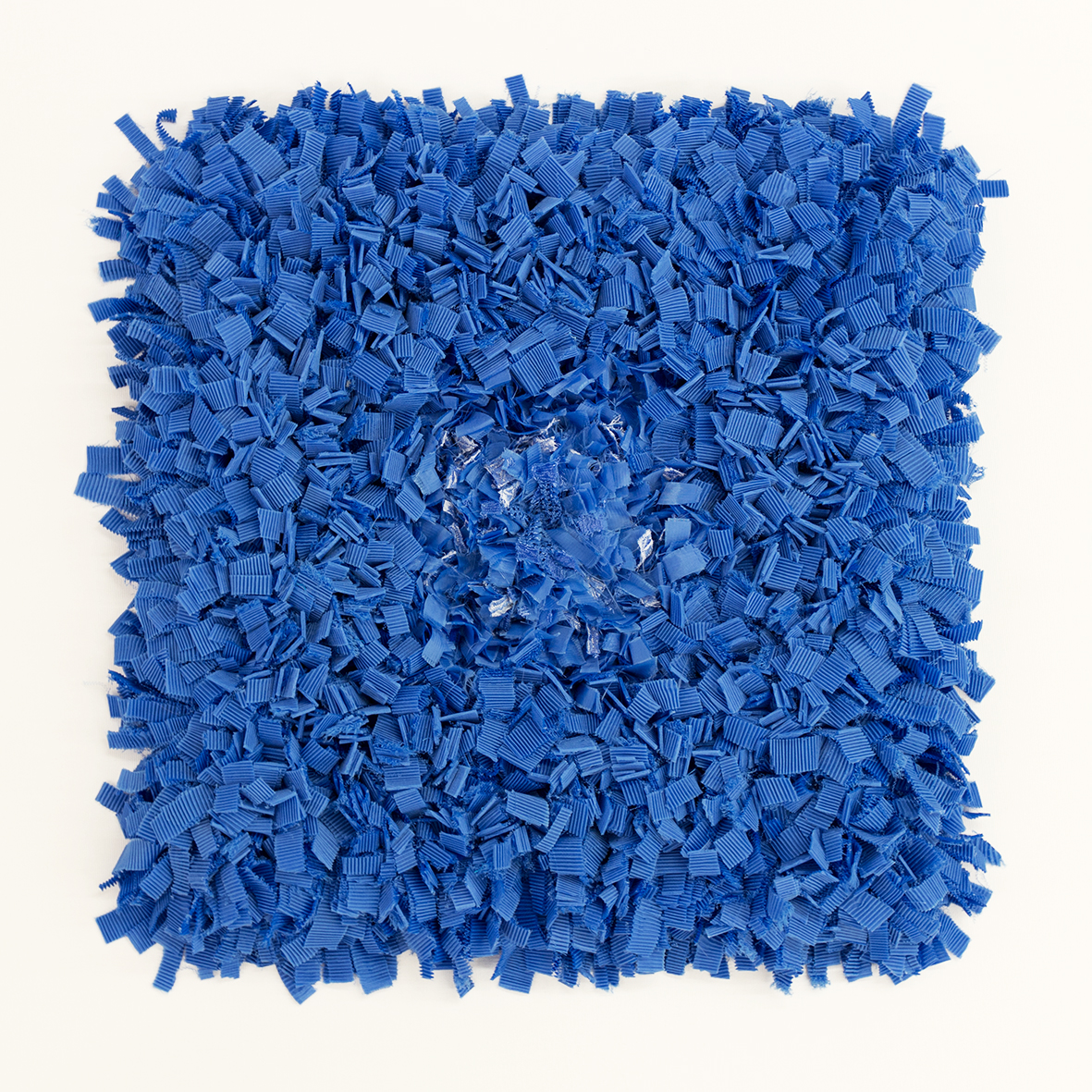 Rose Stach_Objekt 4_Blaues Quadrat.